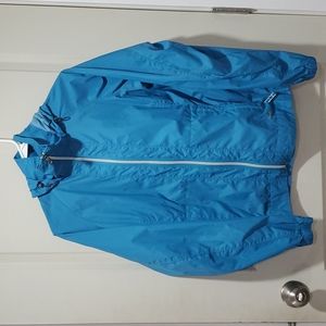 💙 Columbia rain jacket
